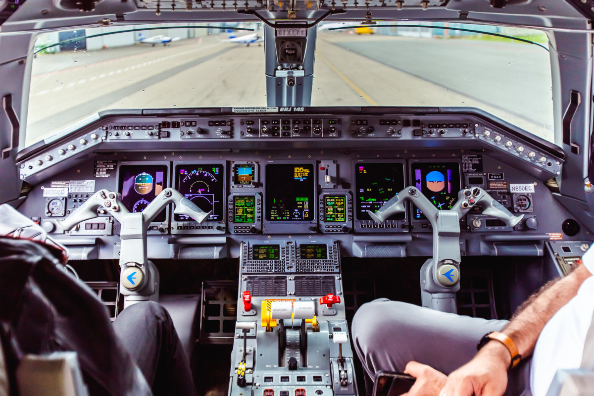 foto dell'aeromobile Embraer ERJ 145